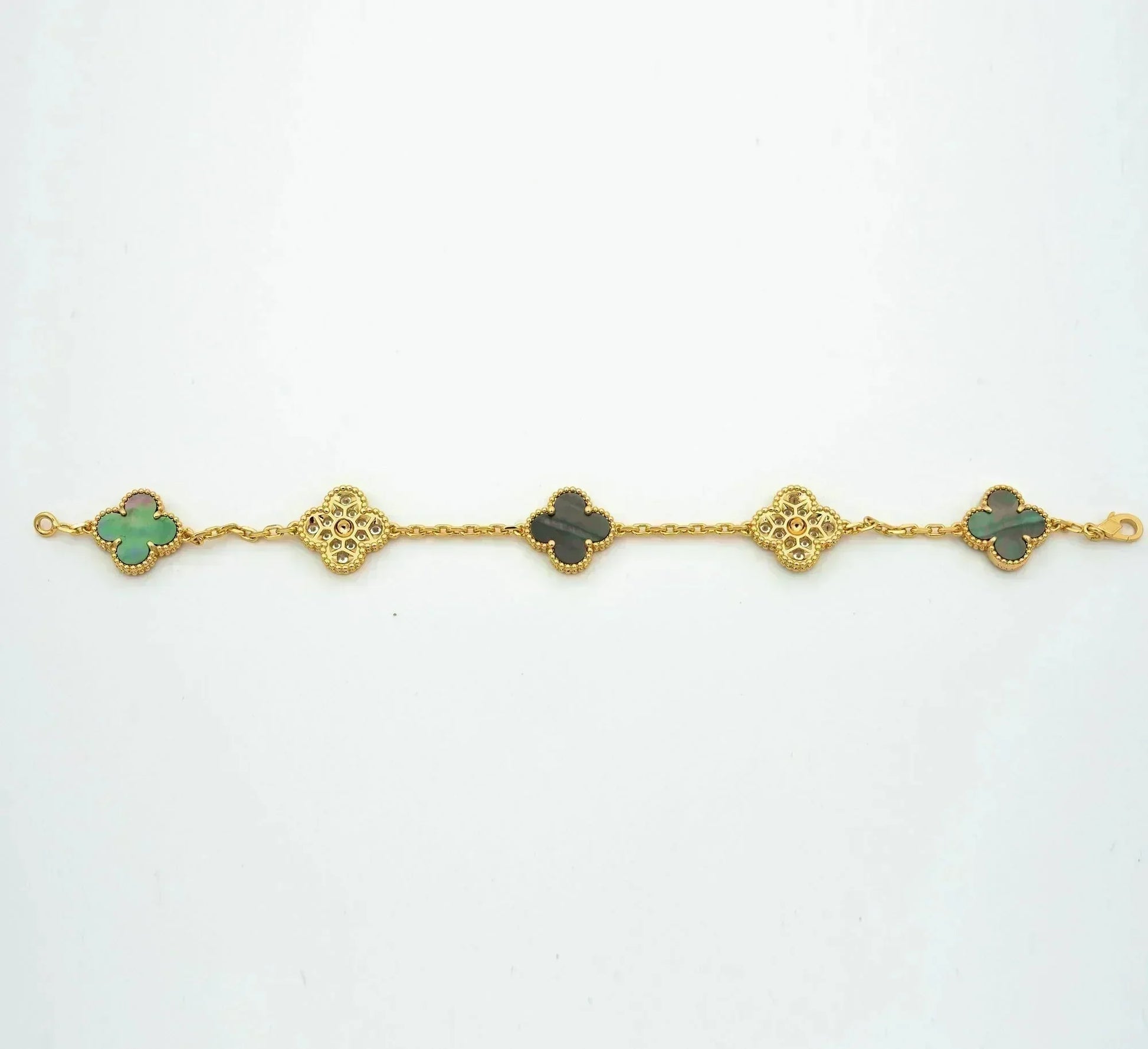 CLOVER 5 MOTIF GRAY MOP BRACELET COLLECTION