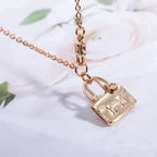 AMULETTE PEDANT ROSE GOLD NECKLACE