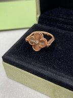 CLOVER RIVERSIBLE RING ROSE GOLD COLLECTION
