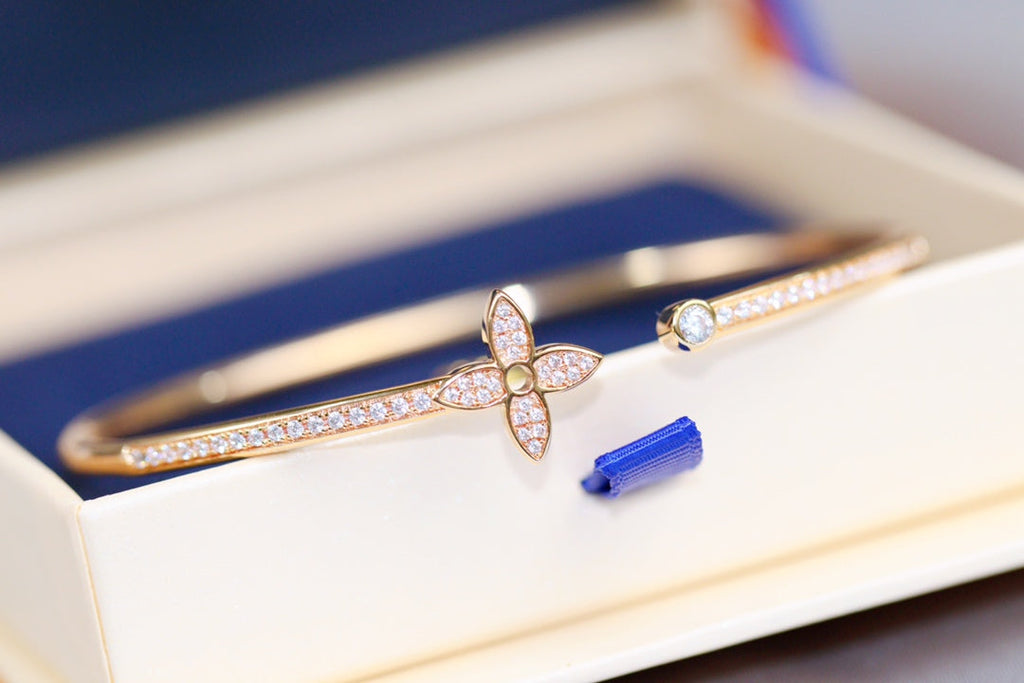 IDYLLE PINK GOLD OPEN BRACELET DIAMOND PAVED