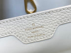 CAPUCINES MM 31 WHITE TAURILLON GOLD HARDWARE