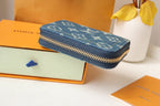 LV ZIPPY COIN 11CM BLUE DENIM