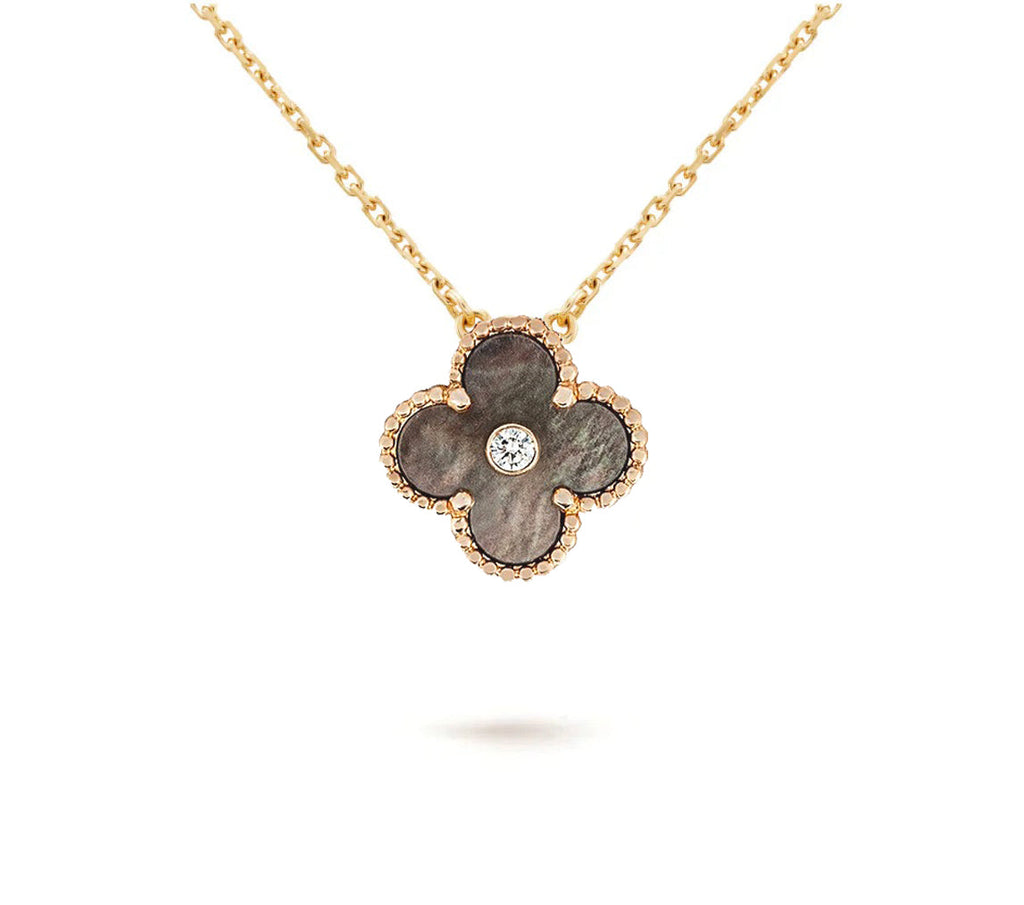CLOVER 15MM CHRISTMAS LIMITED EDITION SINGLE FLOWER NECKLACE