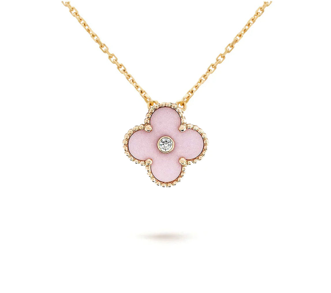 CLOVER 15MM CHRISTMAS LIMITED EDITION SINGLE FLOWER NECKLACE