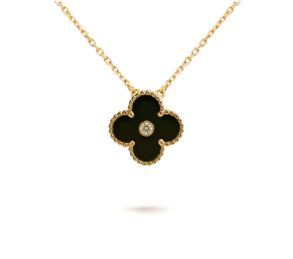 CLOVER 15MM CHRISTMAS LIMITED EDITION SINGLE FLOWER NECKLACE