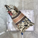 MEDIUM BOOK TOTE BAG 36 IN BEIGE COTTON WITH MULTICOLOR EMBROIDERY