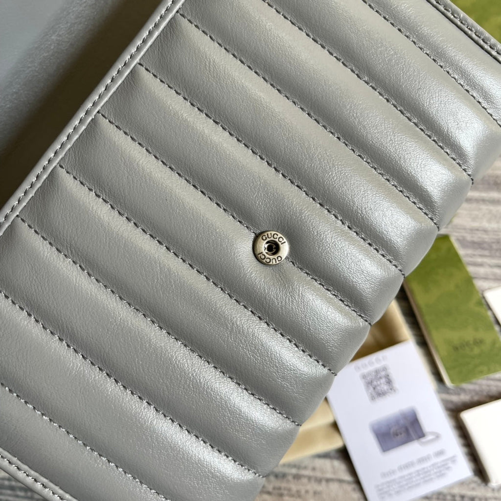 GG MARMONT MINI 20 SHOULDER BAG IN GREY CALFSKIN