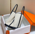 GARDEN PARTY 36CM IN WHITE TOILETS COTTON CANVAS AND BLACK CALFSKIN