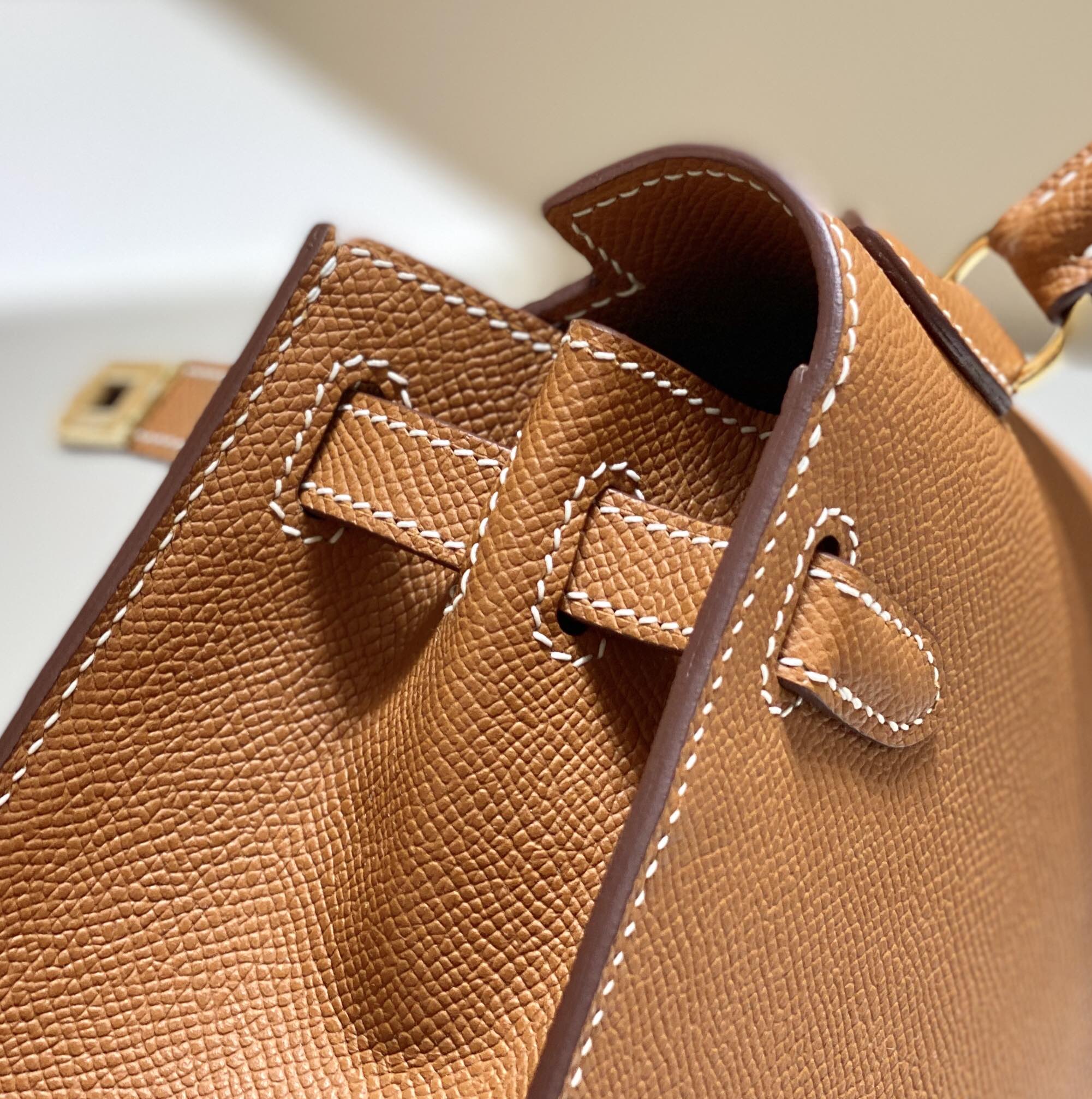 KELLY MINI 20 BAG IN BRONZE BROWN CALFSKIN WITH GOLD HARDWARE (MADE-TO-ODER)