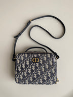 CARO 18 CAMERA BAG IN BLUE OBLIQUE JACQUARD