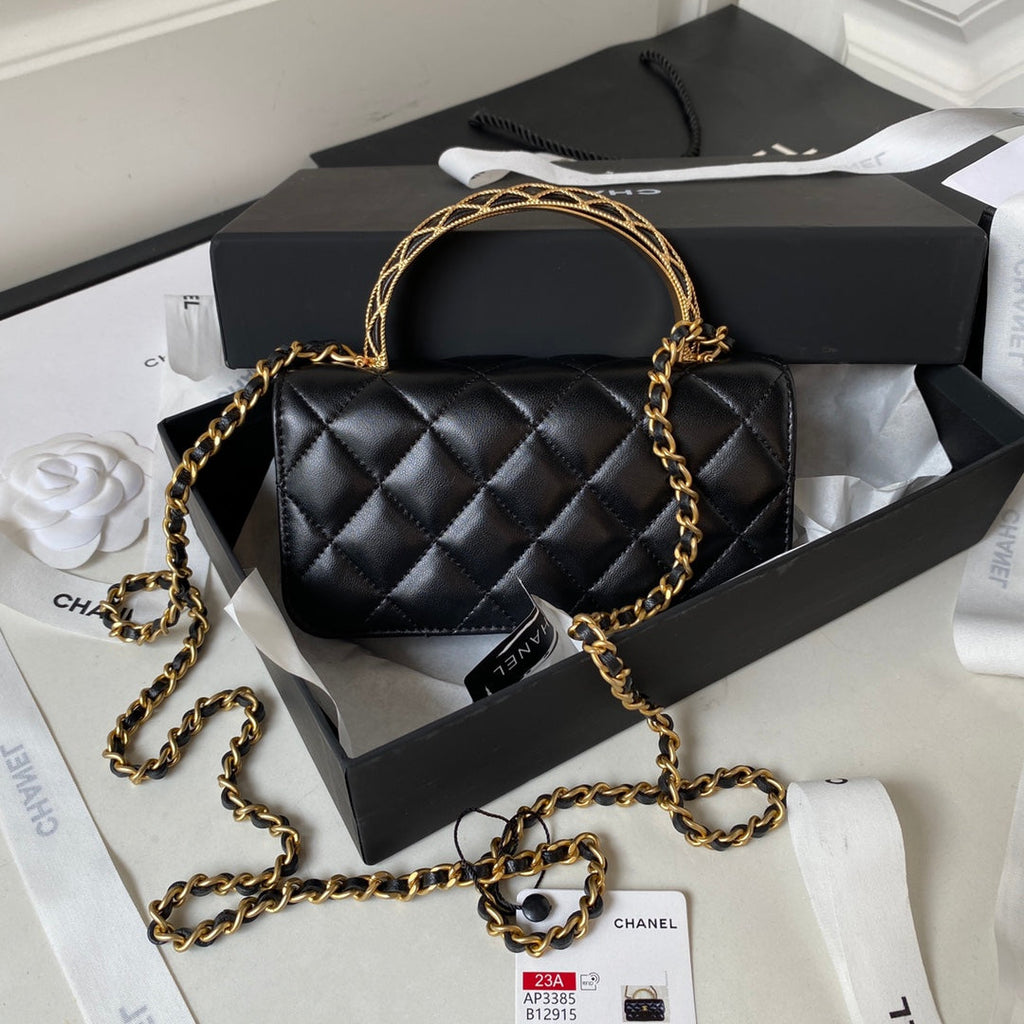 CC MINI 17 BAG IN BLACK CALFSKIN GOLD HARDWARE