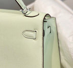 KELLY 28CM IN VERT FIZZ SWIFT CALFSKIN SILVER HARDWARE