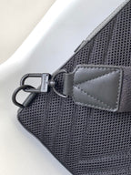 PILOT SLINGBAG 30 IN BLACK COWHIDE LEATHER