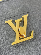 LOCK AND WALK 20 IN BLACK GRAINED CALFSKIN GOLD HARDWARE
