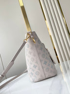 BLOSSOM MM 30 IN BLUME PERFORATED CALFSKIN