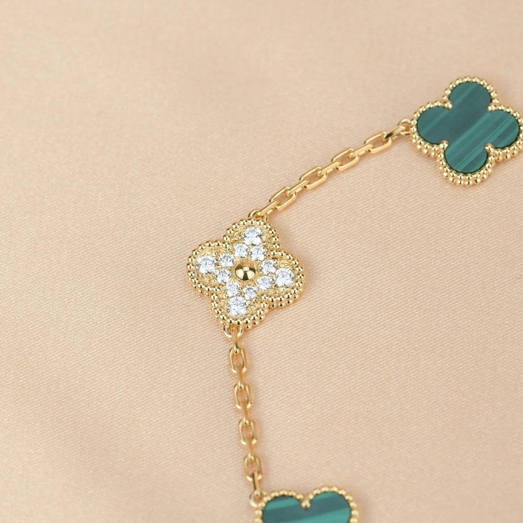 CLOVER 5 MOTIF MALACHITE BRACELET COLLECTION