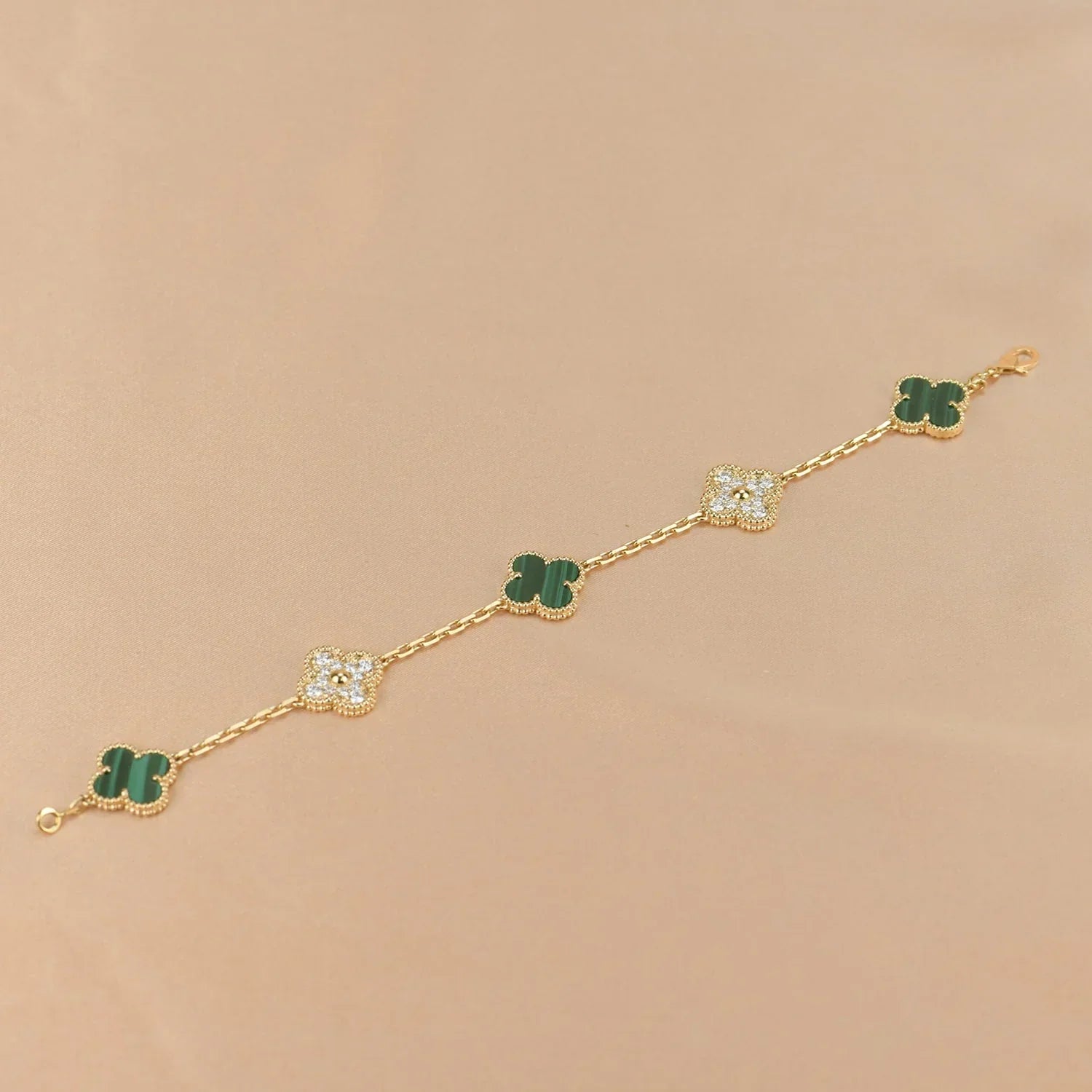 CLOVER 5 MOTIF MALACHITE BRACELET COLLECTION