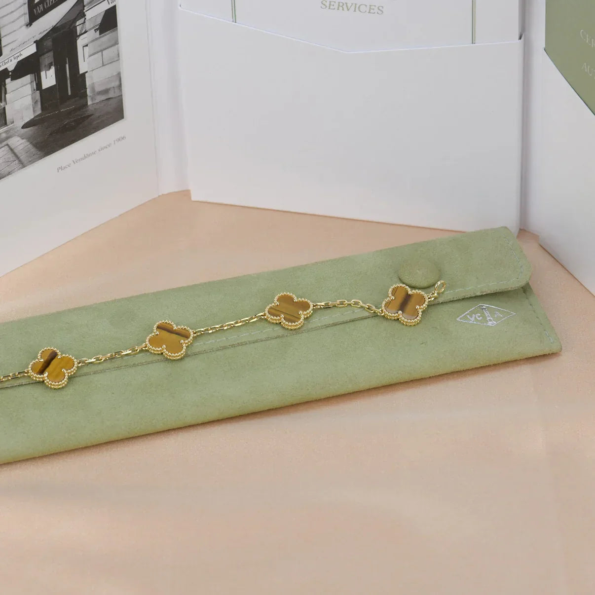 CLOVER 5 MOTIFS TIGER EYE BRACELET COLLECTION