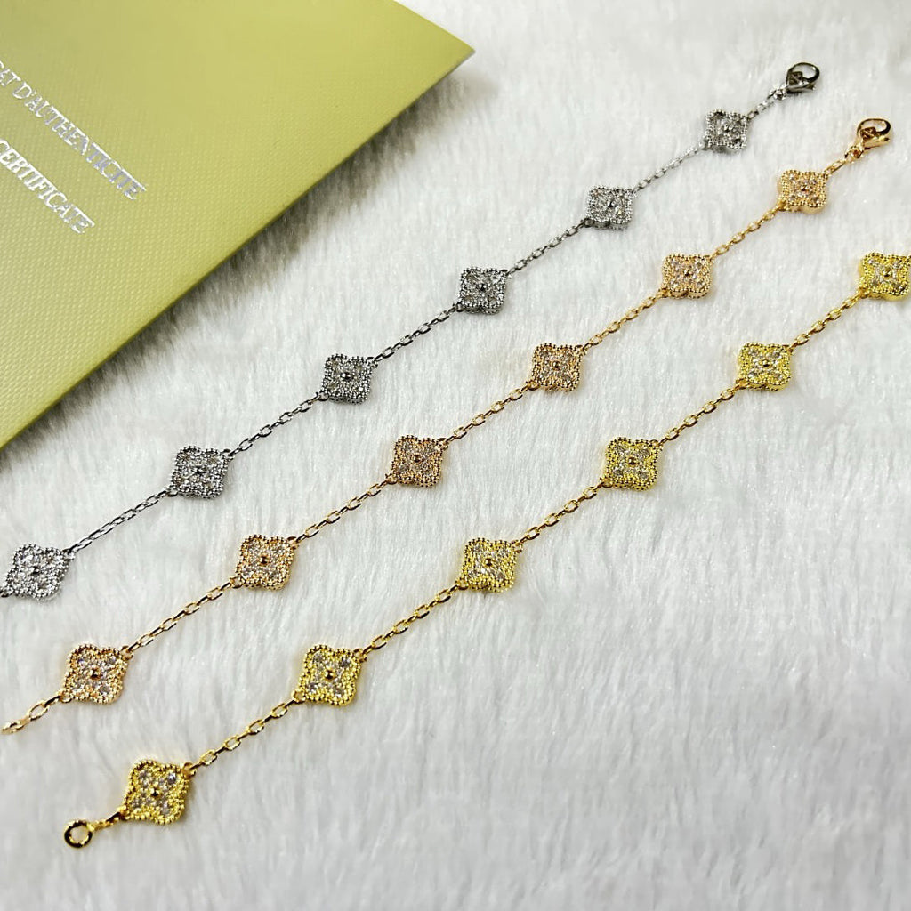 CLOVER 6 MOTIF DIAMOND BRACELET
