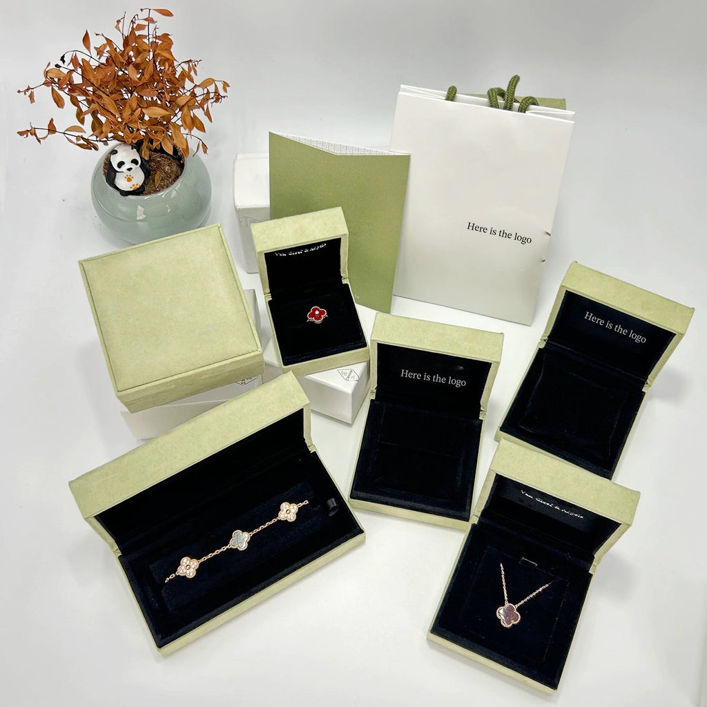 CLOVER 15MM SINGLE FLOWER NECKLACE COLLECTION