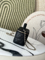VANITY 17 CAVIAR WITH HANDLE IN BLACK CALFSKIN GOLD HARDWARE