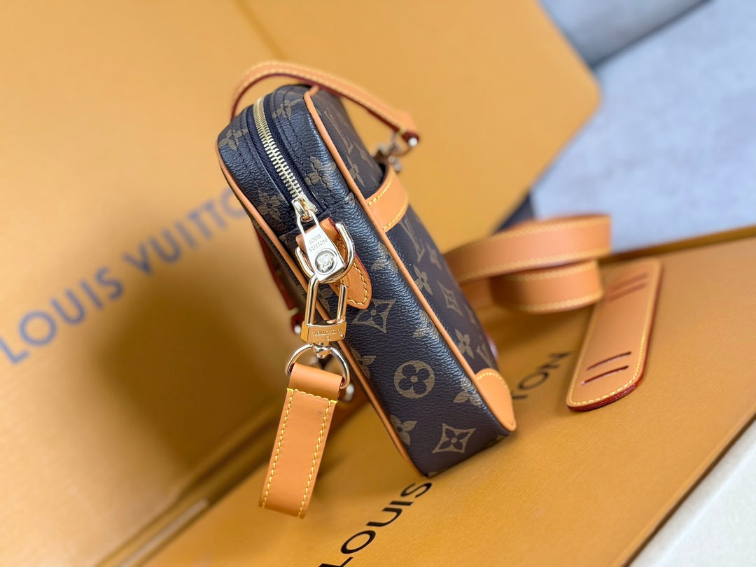 LV 25S DANUBE BAG 21 IN DARK BROWN MONOGRAM ARCHIVE GOLD HARDWARE