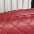 RETRO STYLE FLAP BAG 19 IN STILETTO RED GRAINED CALFSKIN GOLD HARDWARE