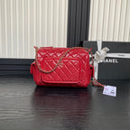 CAMERA BAG 24 IN RED SHINY CALFSKIN GOLD CHAIN