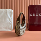 GG SUPREME SHOULDER BAG 22 BROWN IN CANVAS GOLD HARDWARE