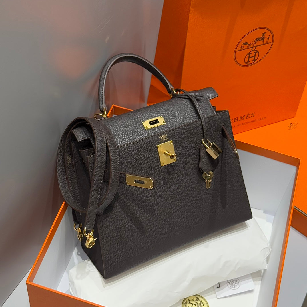 KELLY 28CM IN EBENE EPSOM CALFSKIN GOLD HARDWARE