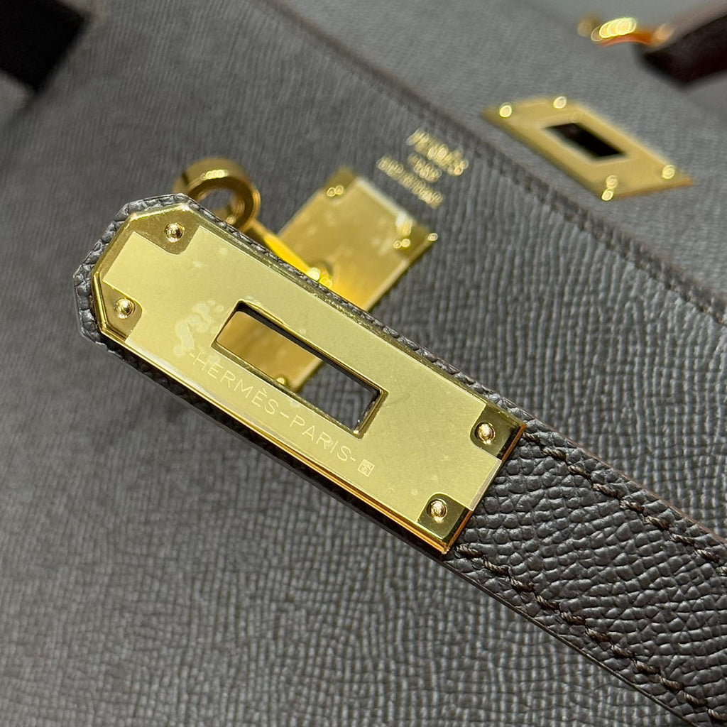 KELLY 28CM IN EBENE EPSOM CALFSKIN GOLD HARDWARE