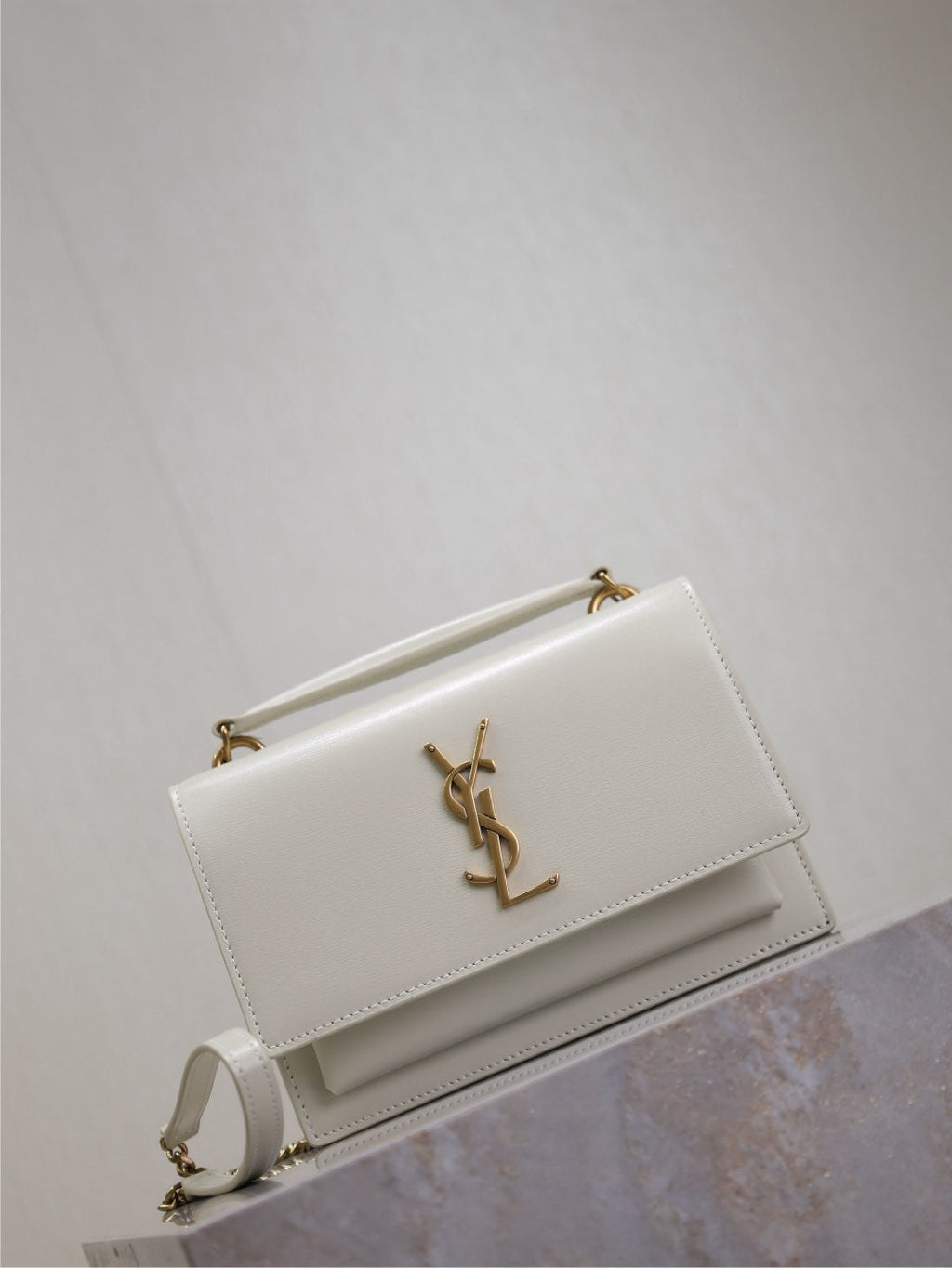 SUNSET SMALL BAG 19 IN WHITE CALFSKIN GOLD HARDWARE