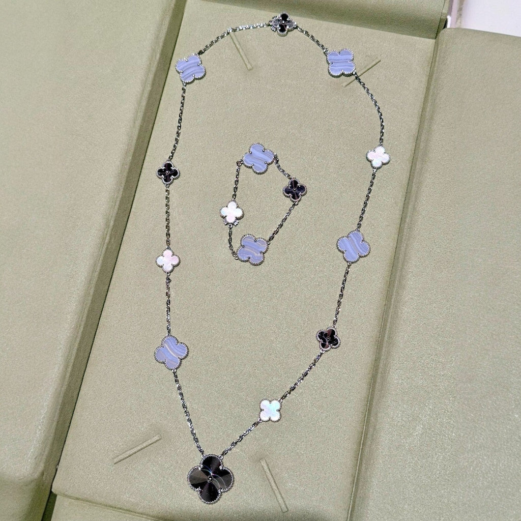 DETACHABLE CLOVER 15(11+4) FLOWER SILVER NECKLACE SET